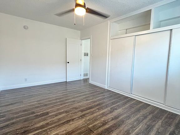 3rd image of 10222 S Dixon Ave #6