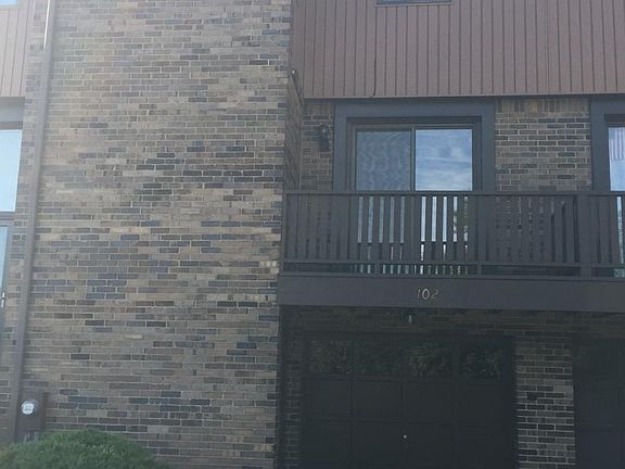 2nd image of 102 Wallace Park Dr