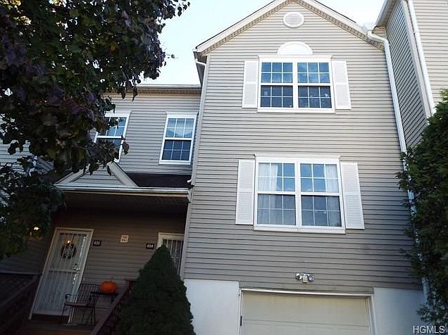 1st image of 404 Arbor Ln