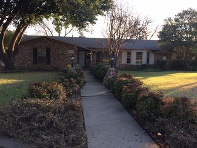 5900 Diamond Oaks Ct, Haltom City, TX, 76117