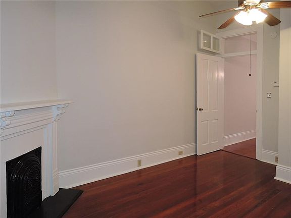 3rd image of 573 Joseph St