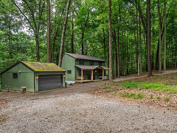 3rd image of 12681 Trillium Way