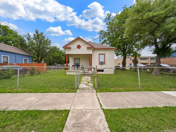 2318 W Cesar Chavez, San Antonio, TX 78207