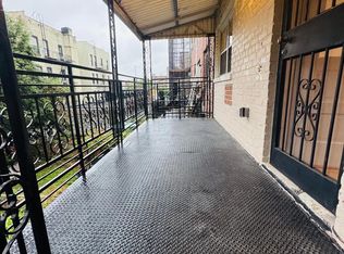 25-29 42nd St #3, Astoria, NY 11103