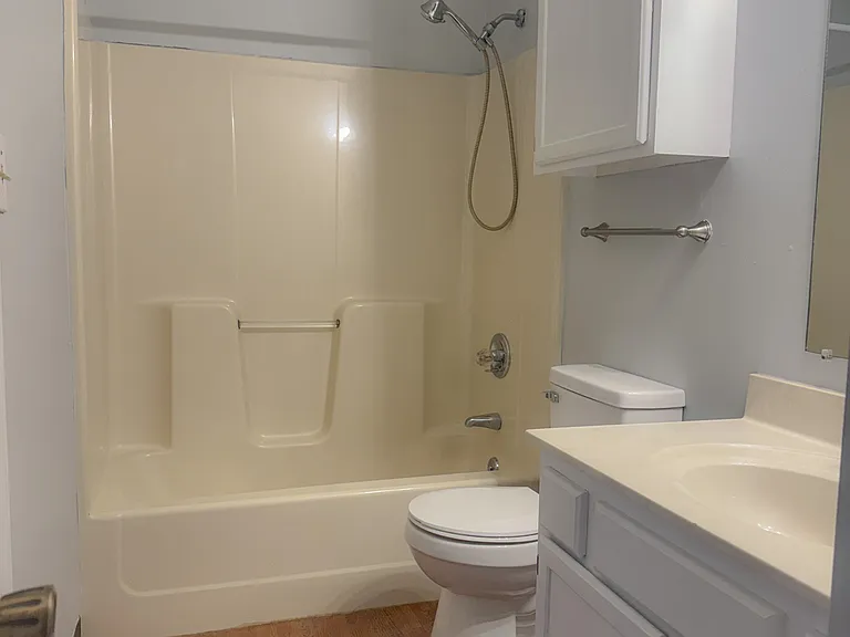 17 Weyland Dr — Photo 13