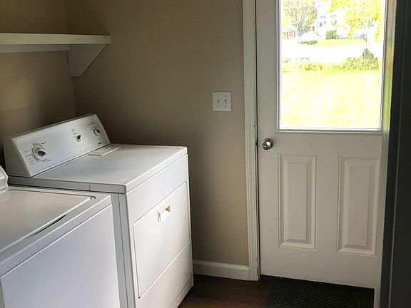 2nd image of 115 Park St