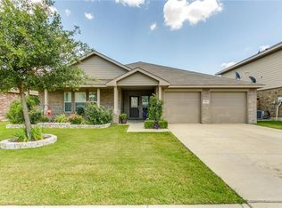 103 Patriot Pkwy, Venus, TX 76084