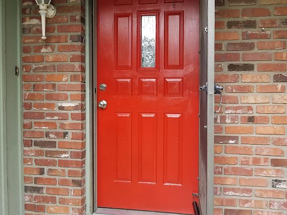 2nd image of 15339 Newton St