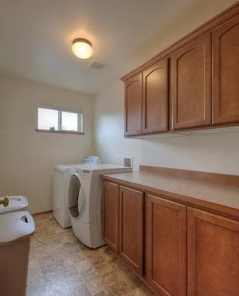 2508 Blaine Ave NE — Photo 18