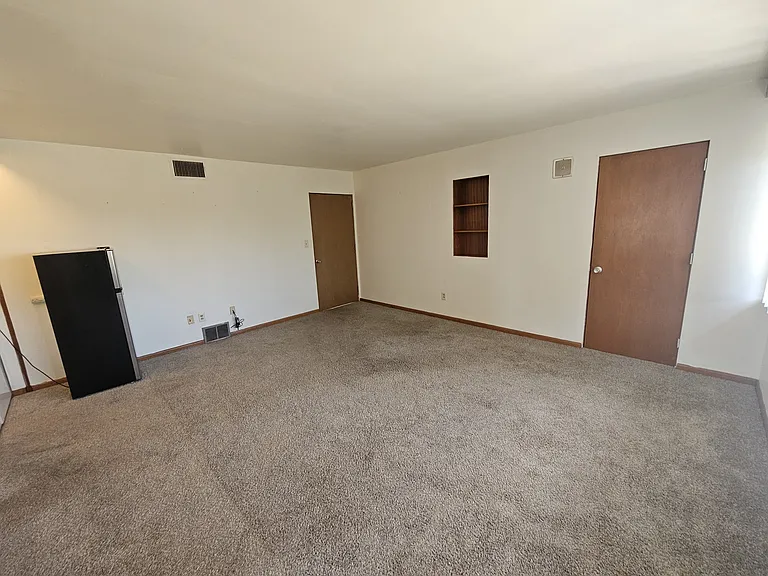 157 Porter St NE #1 — Photo 2