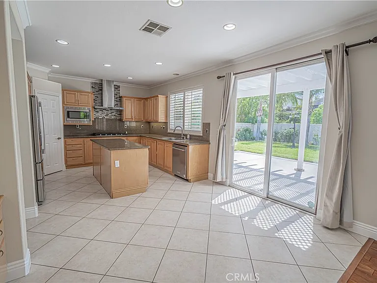 25910 Tennyson Ln — Photo 19