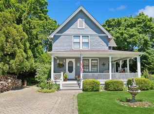 111 River Rd, Great River, NY 11739