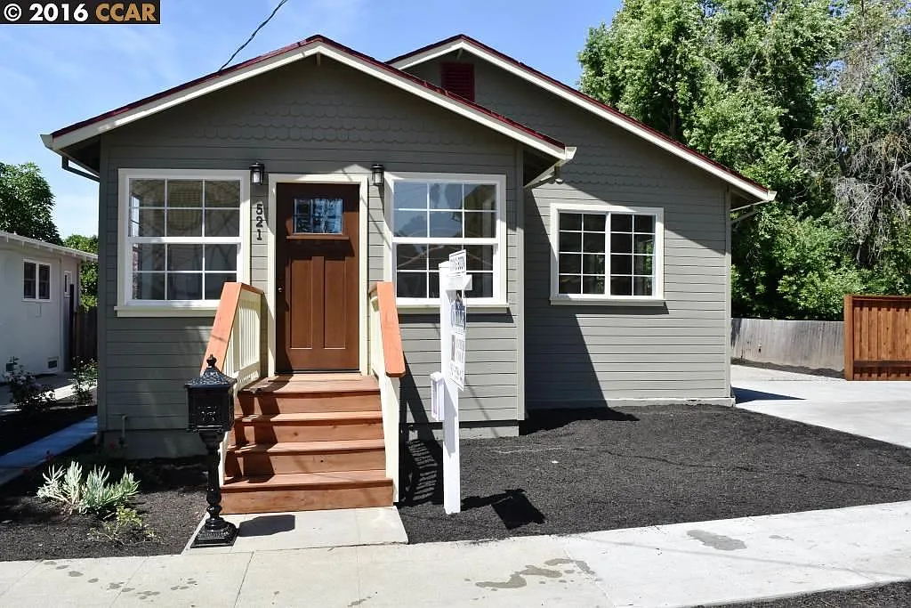 521 Arch St photo 1