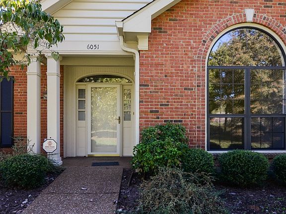 3rd image of 6051 Sunrise Cir
