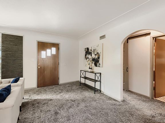 4th image of 2116 S Grant Street