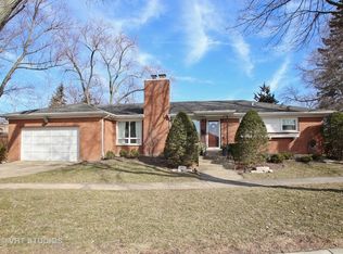 518 S Can Dota Ave, Mount Prospect, IL 60056