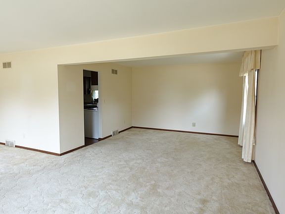 3rd image of 4790 N 186th St