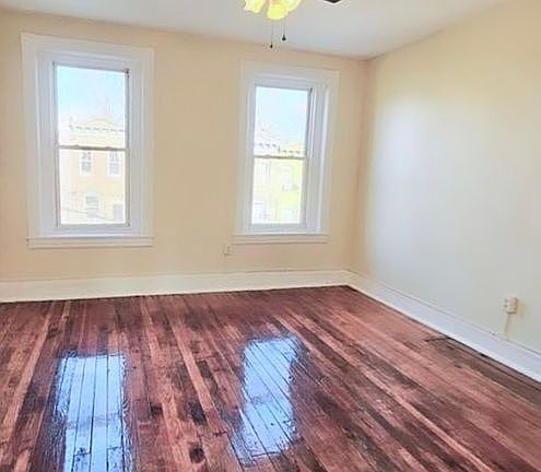 5th image of 81 Prescott St #2