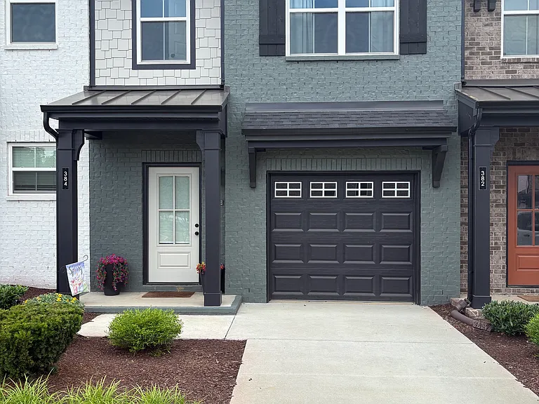 384 Twig Ct — Photo 1