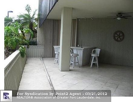 2nd image of 2901 S Bayshore Dr APT 1B