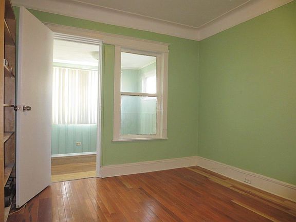 5th image of 9230 93rd Ave
