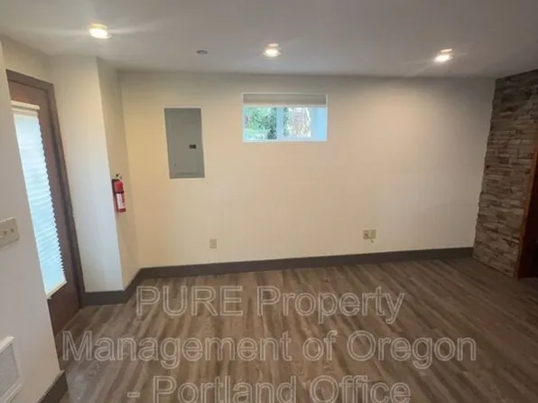 2324 N Watts St, Portland, OR 97217