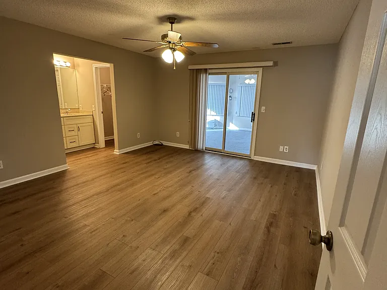 425 Spauldingwood Rd — Photo 6