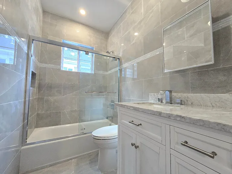 79 Wandel Ave #2 — Photo 11