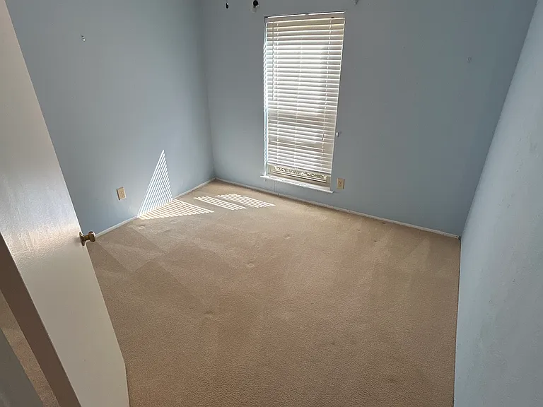 4908 Wagner Dr — Photo 12