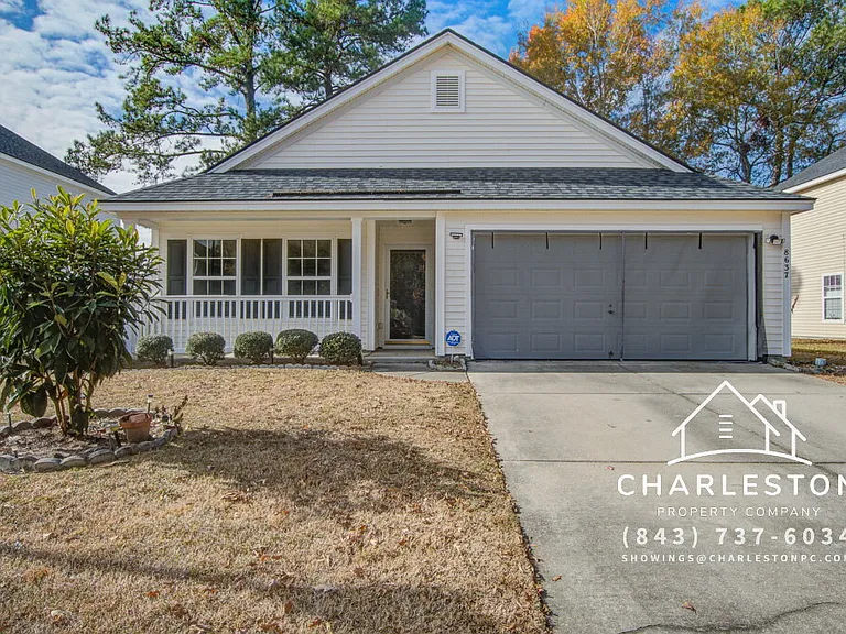 8637 Chloe Ln — Photo 1