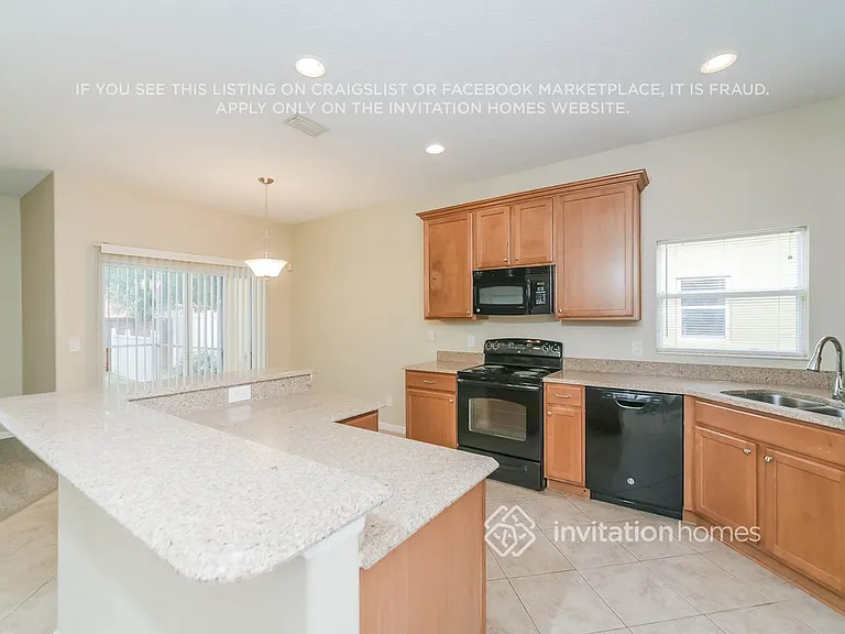 3835 Ryegrass St — Photo 5