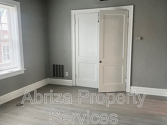 2nd image of 4215 Neosho St APT 202