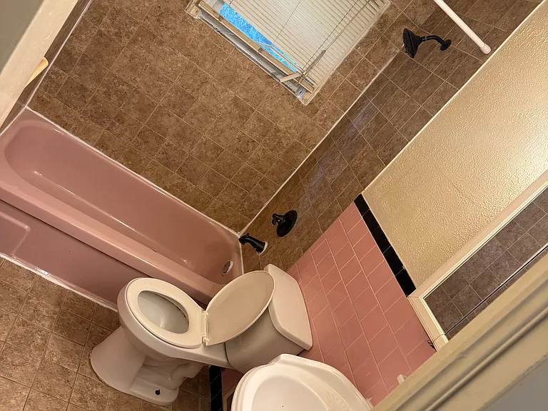 231 Southeastern Ct — Photo 10