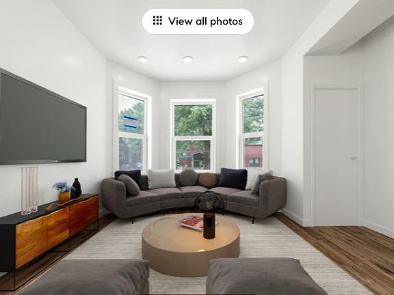4th image of 3534 W Wrightwood Ave #1F