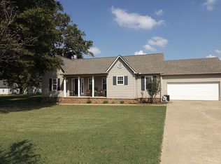 53 Oakmont Cv, Bells, TN 38006