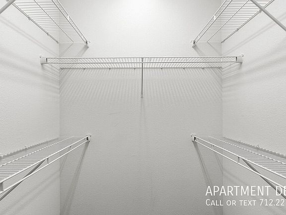 2nd image of 156 Northpark Plaza Dr #2476
