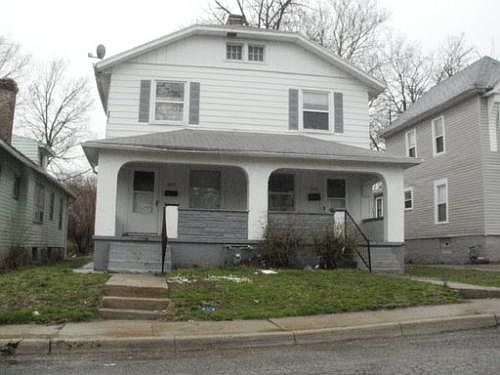 1st image of 2025 Ravenwood Ave