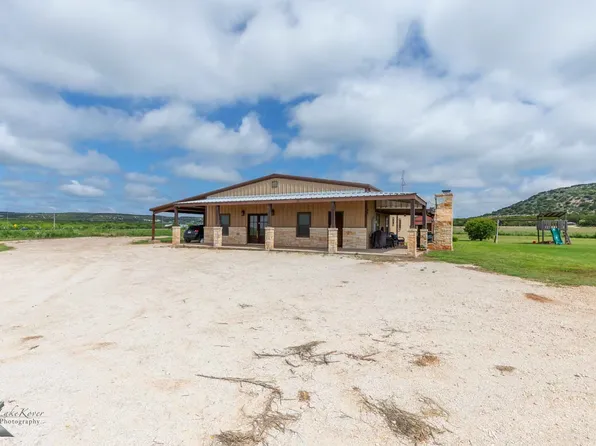 2574 County Road 162, Ovalo, TX 79541