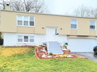4516 Blackhawk Ln, Lisle, IL 60532