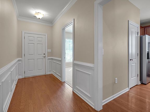 3rd image of 81 Marsh Creek Dr