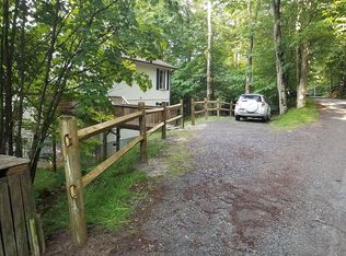 111 Holly Ln, Banner Elk, NC 28604