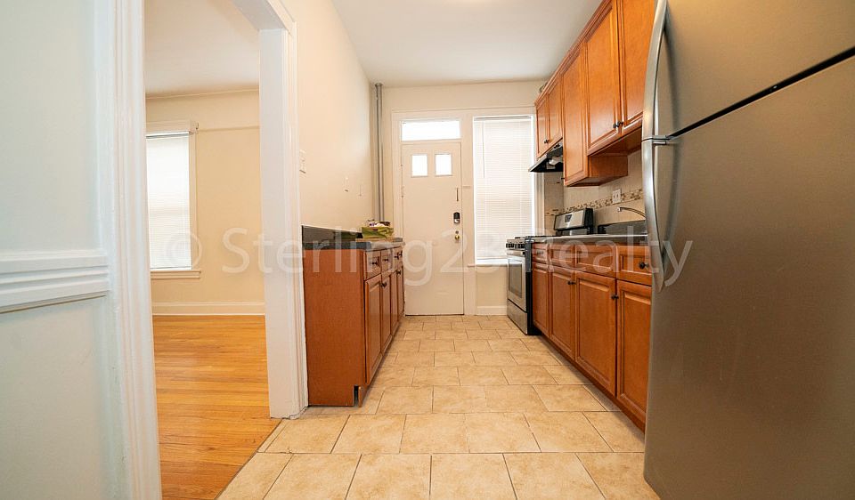 1st image of 23-59 Crescent St #1A