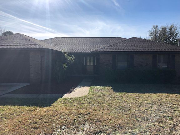 2nd image of 311 Shoreline Dr