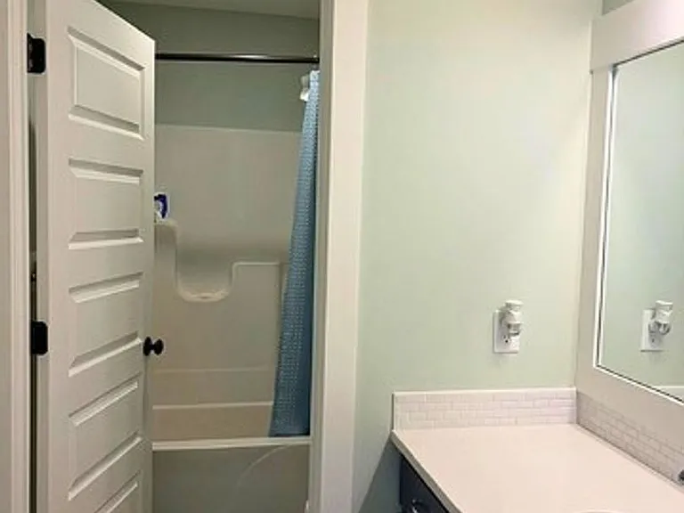 5961 Claymont Ct SE — Photo 12