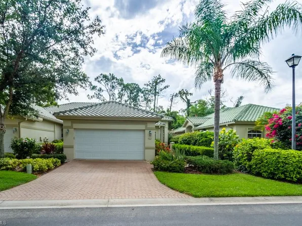 762 Vistana Cir, Naples, FL 34119