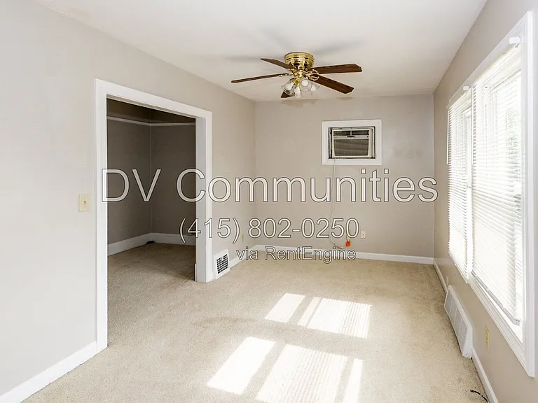 4488 W 149th St — Photo 2