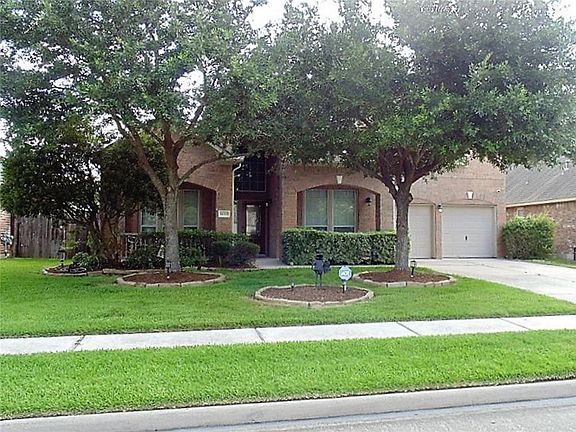 Executive Style Home, is in move-in ready condition and Must See!