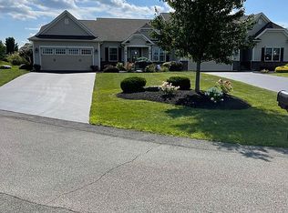 3 Meldon Ct, Mechanicville, NY 12118