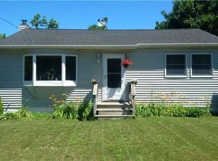 61 Beaver Dam Rd, Bellport, NY 11713