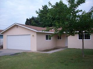 1042 N Columbia Ave, Reedley, CA 93654